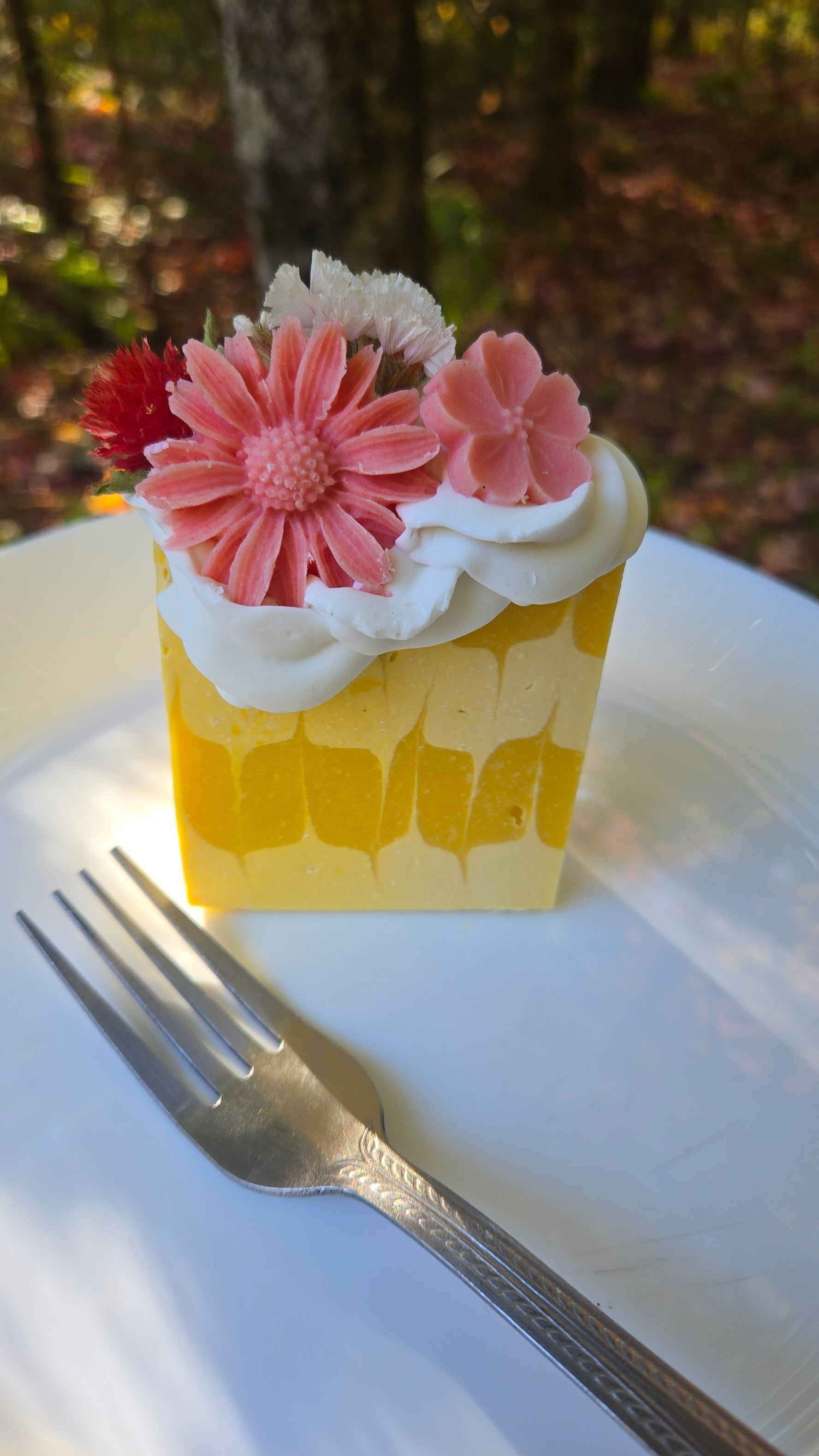 Savon aux huiles essentielles d'agrumes et jus de carotte